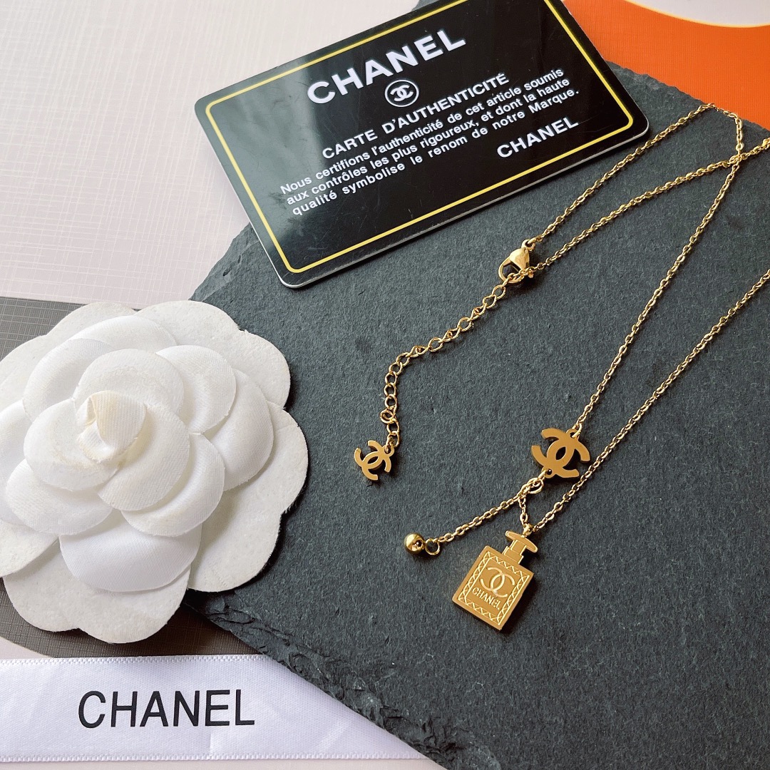 Replica CHANEL Necklace