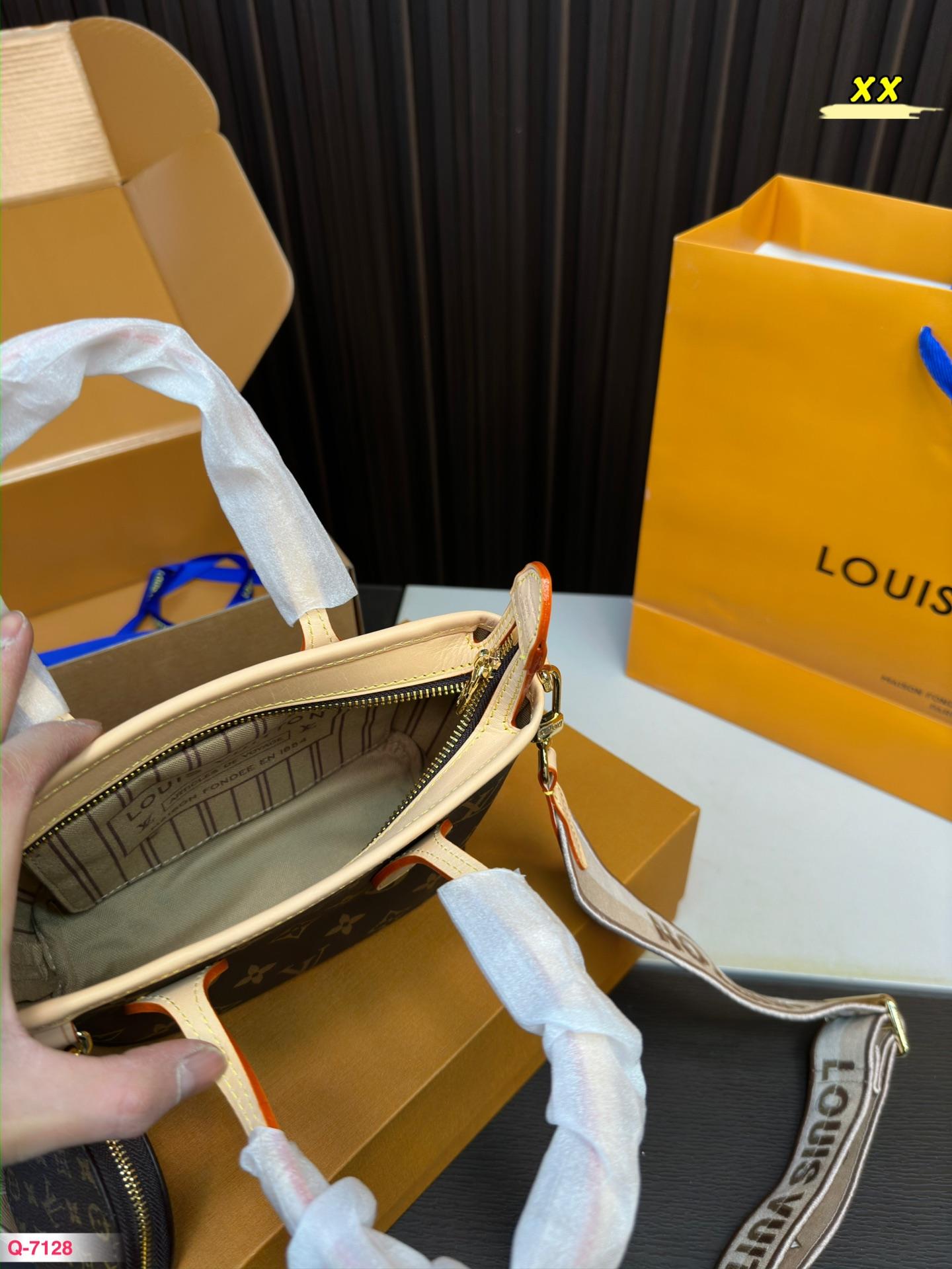 Replica Louis Vuitton Bag 20*14CM