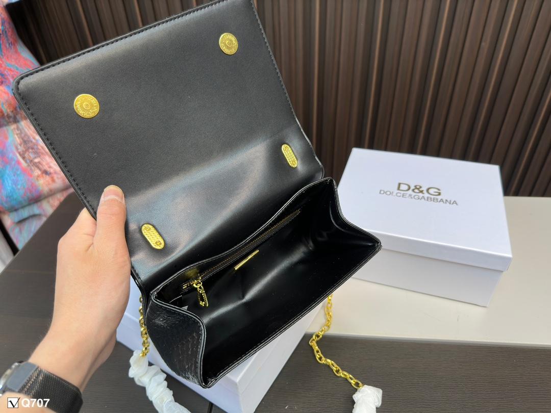 Replica Dolce Gabbana Bag 22*14CM