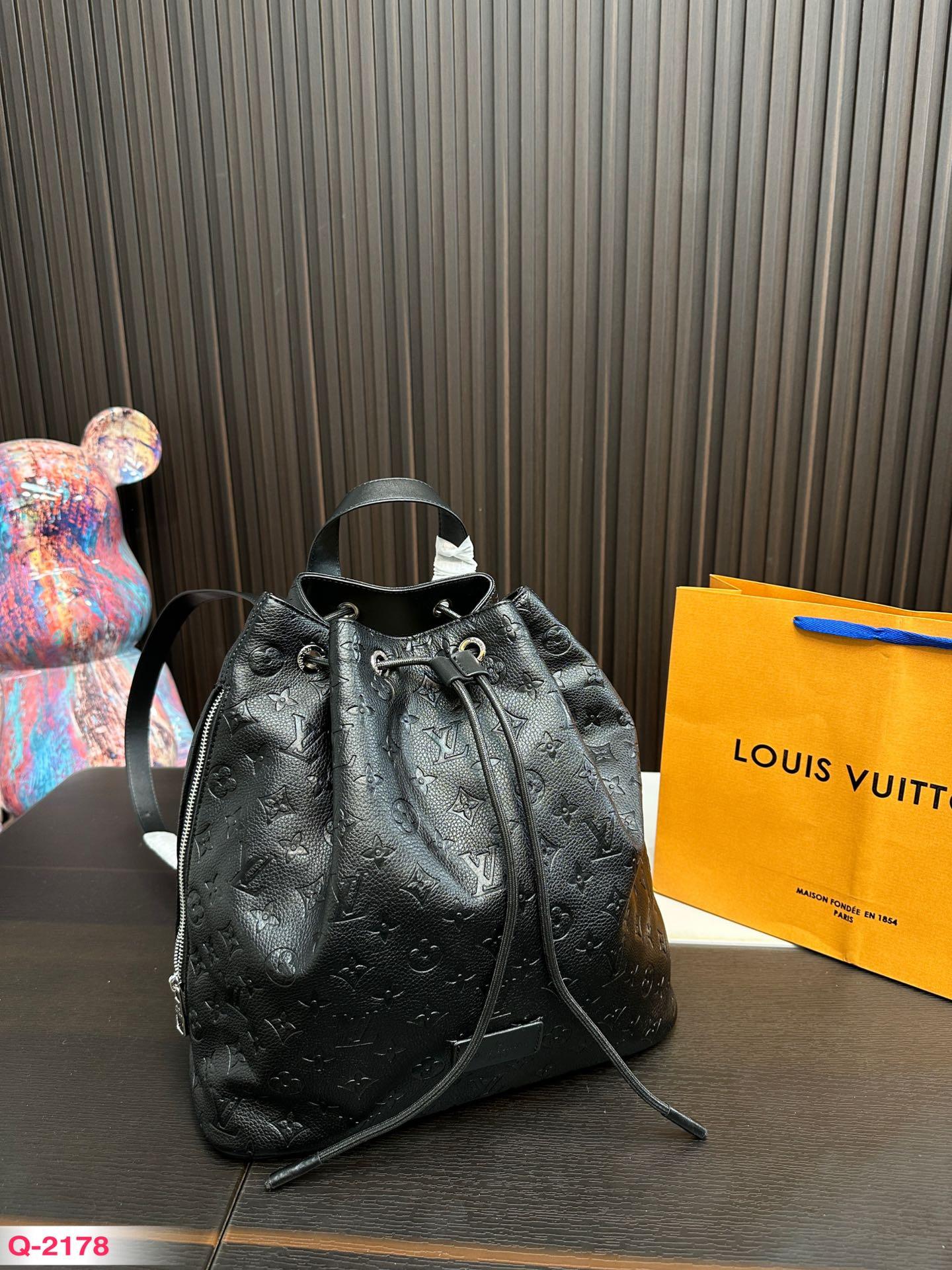 Replica Louis Vuitton Bag 32*32CM