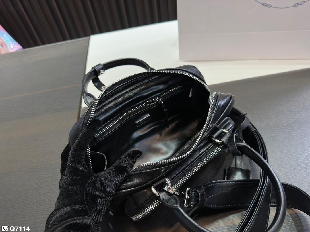 Replica Prada Bag 12*23CM