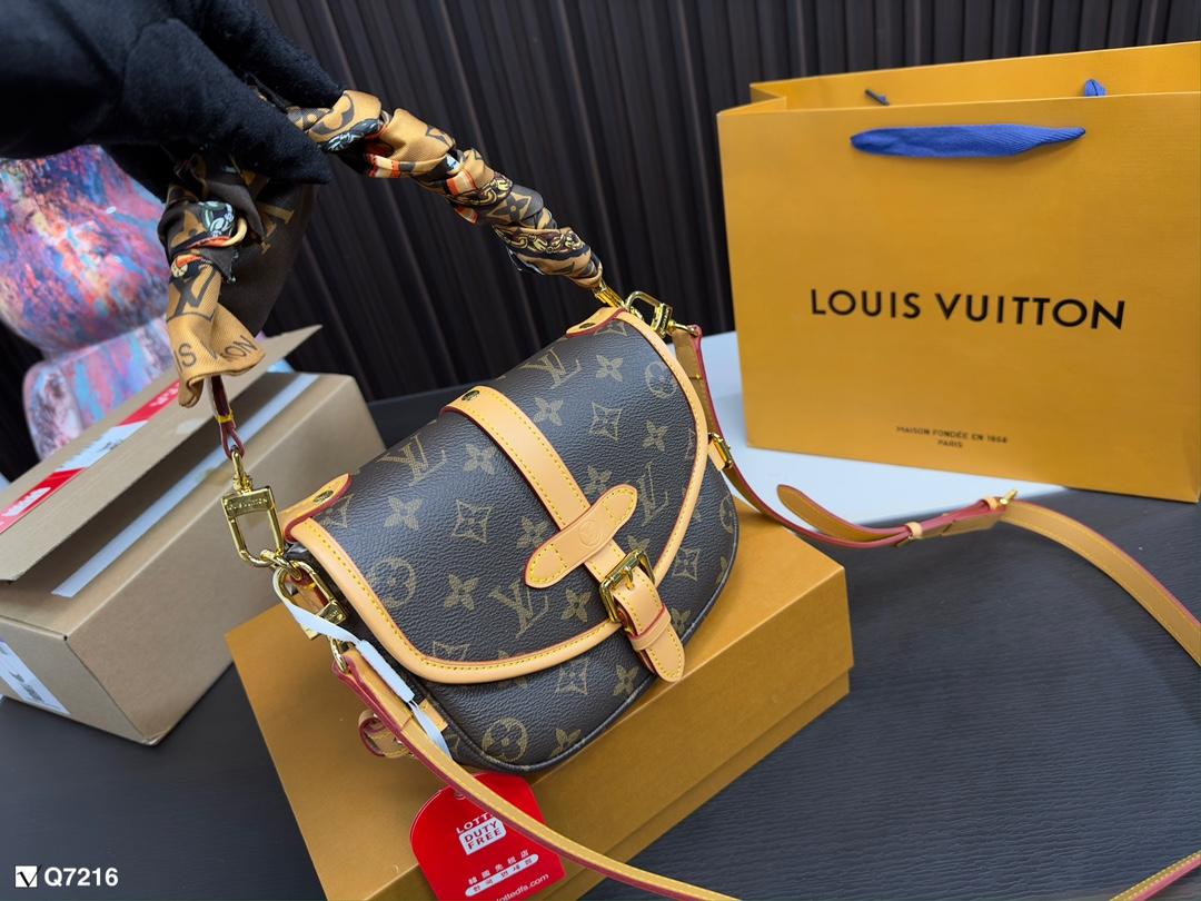 Replica Louis Vuitton Bag 19*15CM