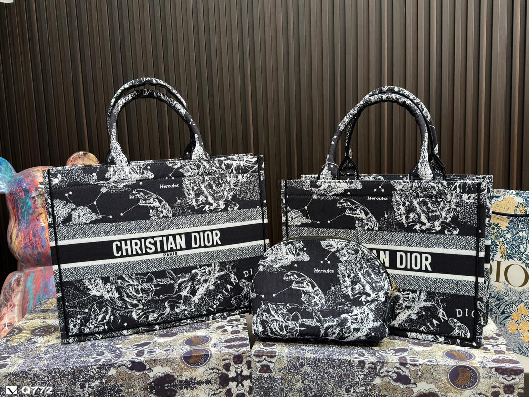 Replica Dior Bag  26*33CM/39*33CM