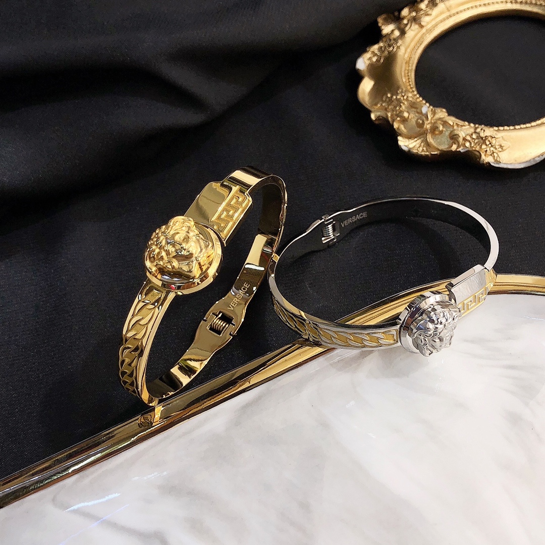 Replica VERSACE Bangle