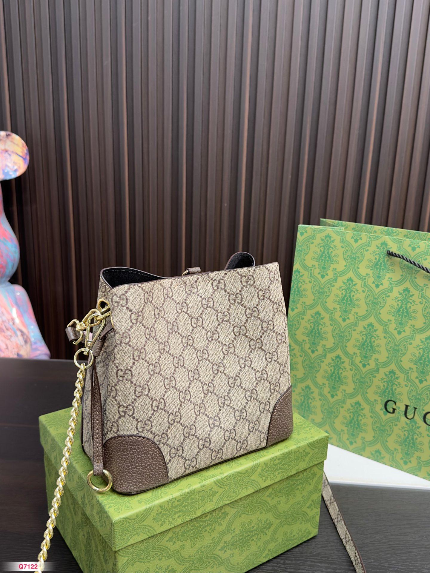 Replica Gucci Bag 19*20CM