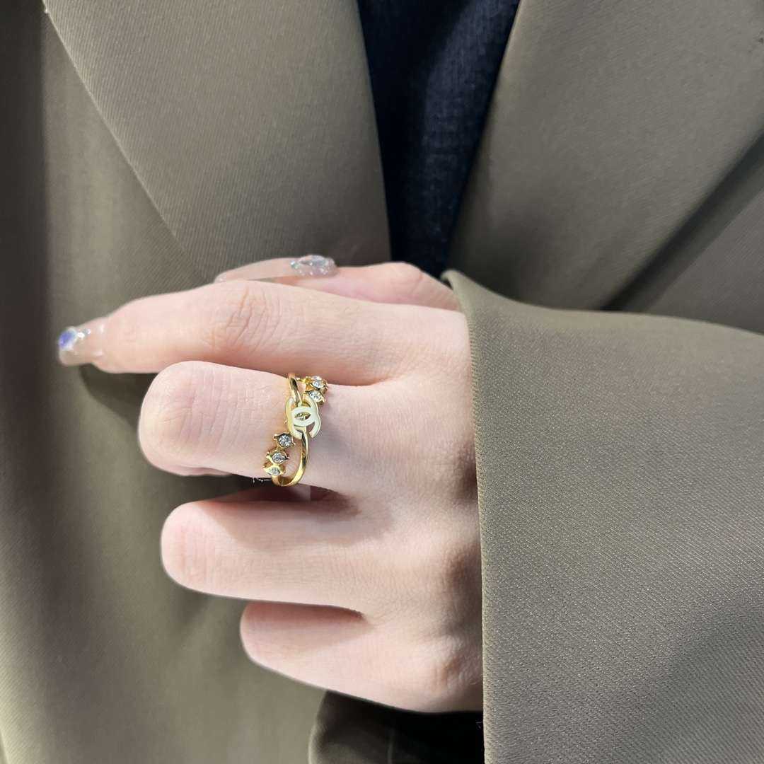 Replica CHANEL Ring