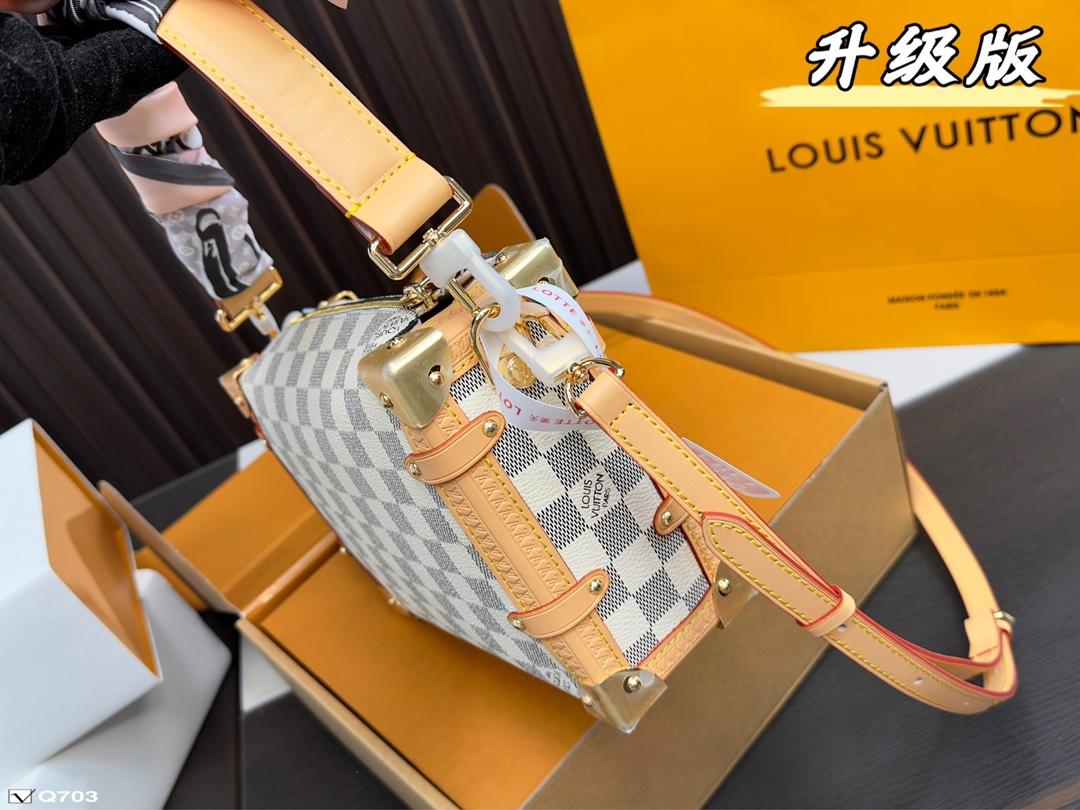 Replica Louis Vuitton Bag 23*16CM