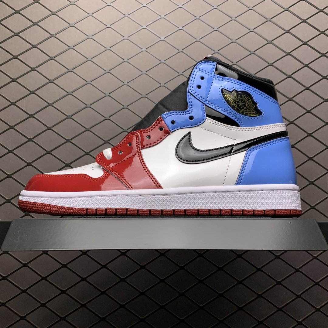Replica Air Jordan Shoe Air Jordan 1 High OG FearlessAJ1  CK5666-100 40-47.5