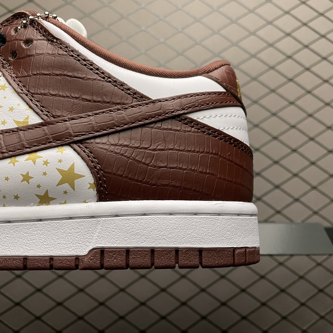 Replica Nike Dunk SB Shoe Supreme x Nike SB Dunk Low Brown DH3228-103 36-47