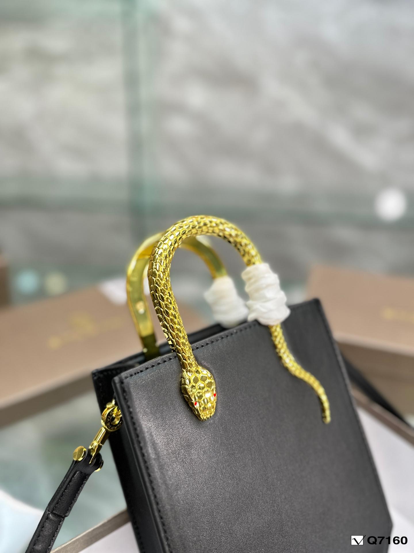 Replica BURBERRY Bag  15*20CM