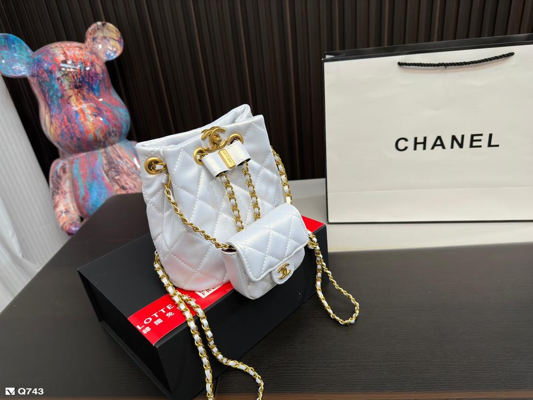 Replica Chanel Bag 18*18CM