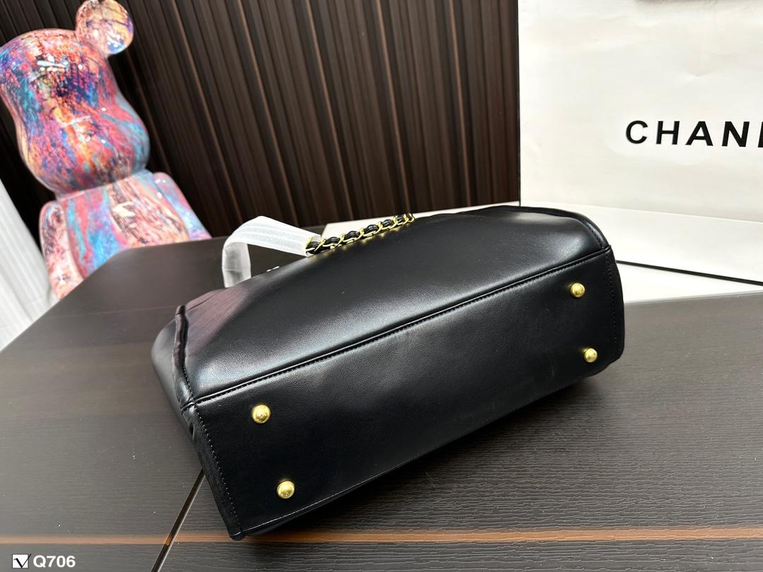 Replica Chanel Bag 32*28CM
