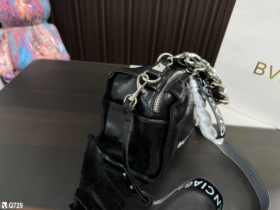 Replica Balenciaga Bag 26*16CM