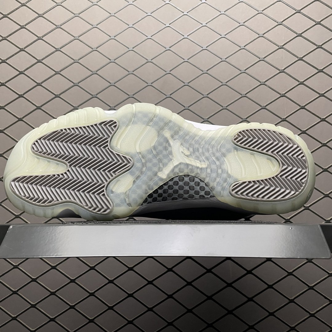 Replica Air Jordan Shoe On sale Air Jordan 11 RetroCool GreyAJ1111   CT801