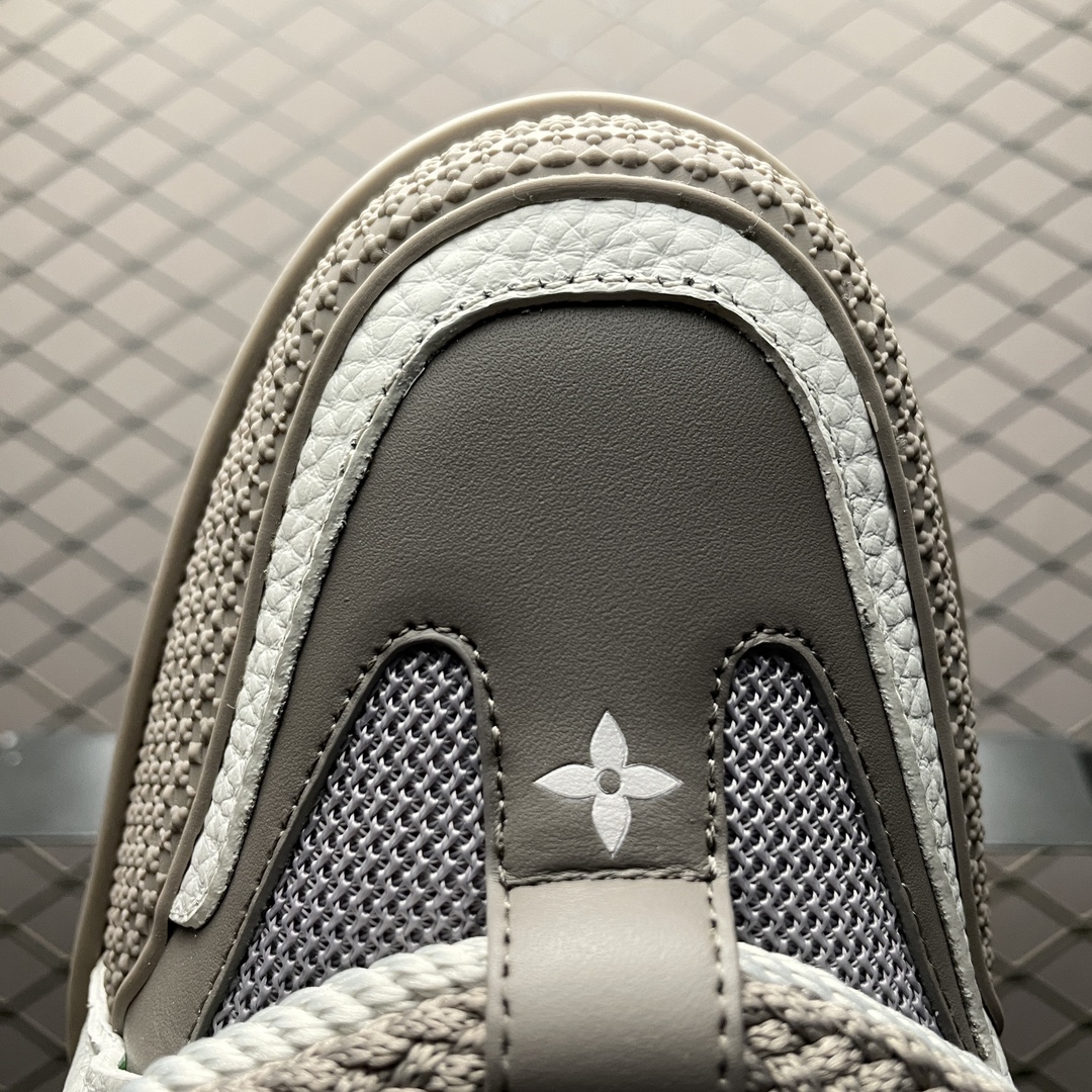 Replica Louis Vuitton Shoe Louis Vuitton LV Trainer size 35-46f