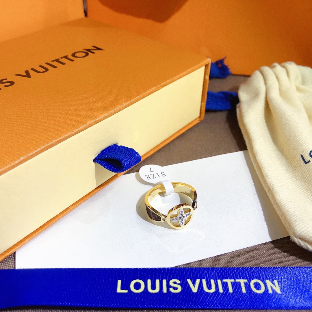 Replica LOUIS VUITTON Ring