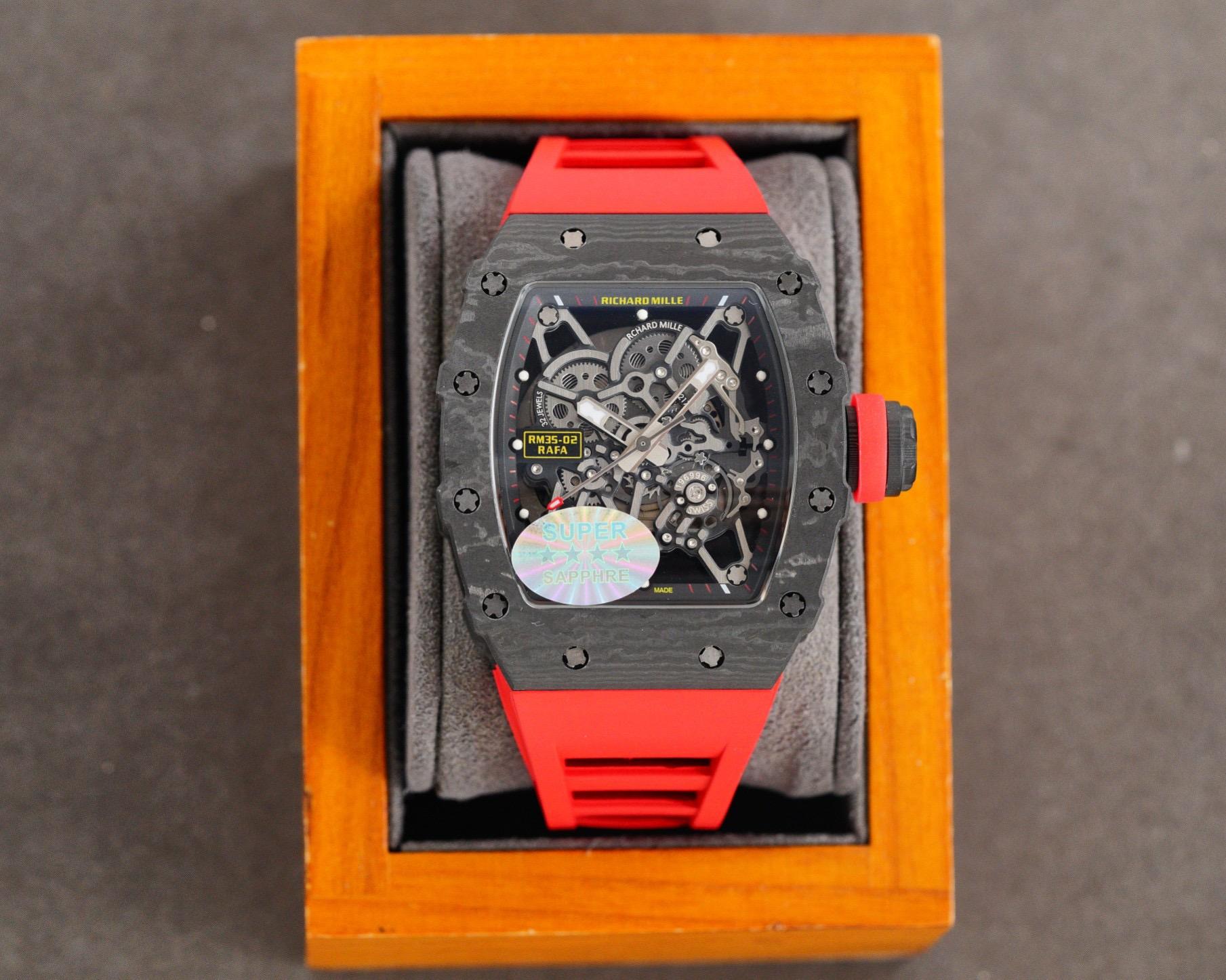 Replica Richard Mille Carbon Fiber Automatic Machine Watch 42MM