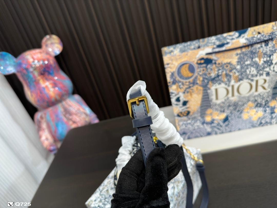 Replica Dior Bag 17*10CM