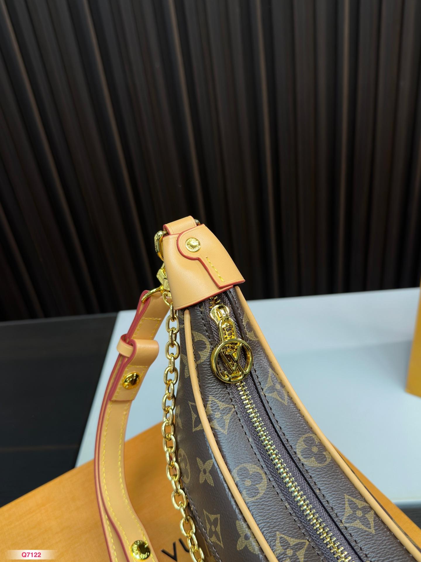 Replica Louis Vuitton Bag 12*22CM