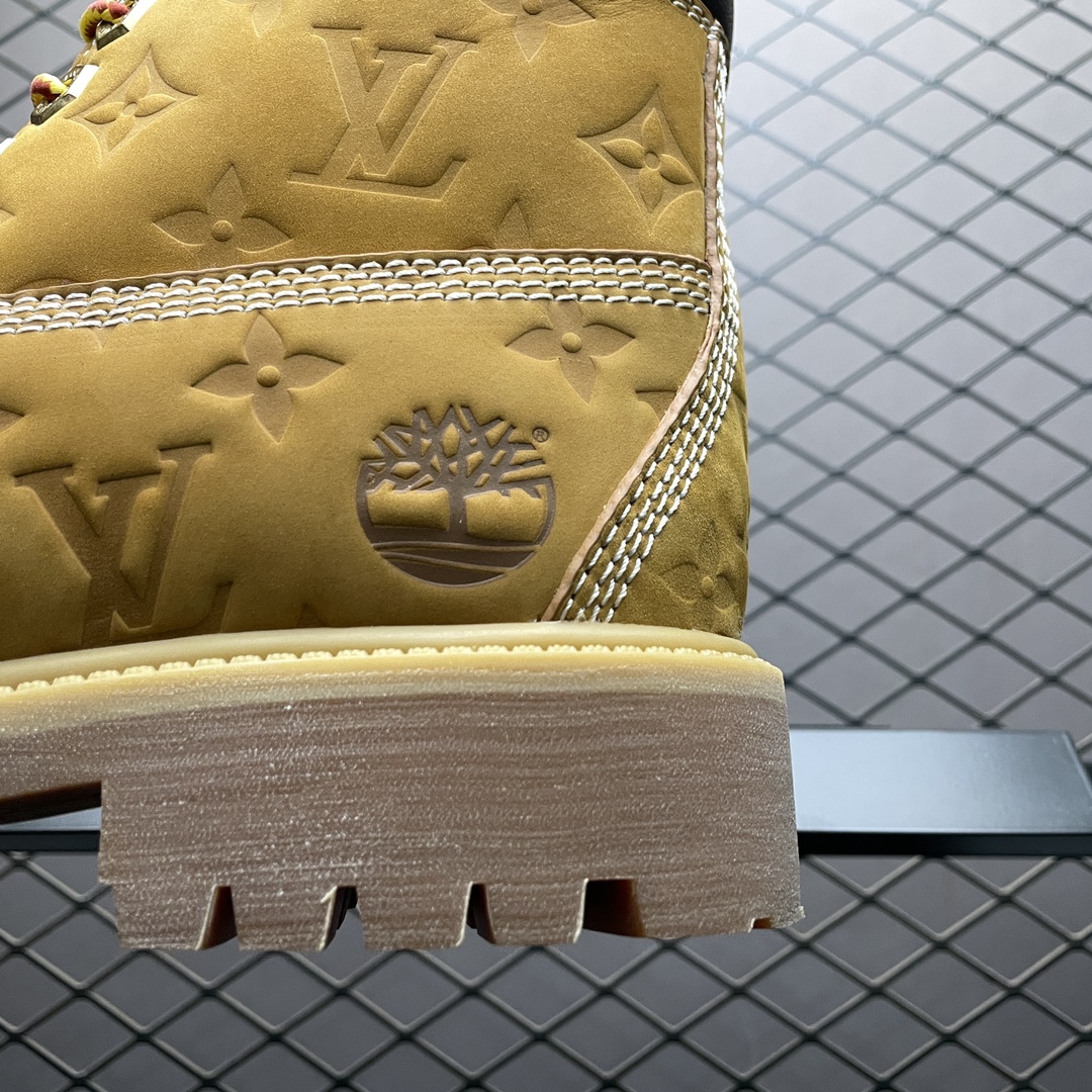 Replica LV Shoe  Louis Vuitton x Timberland LV a