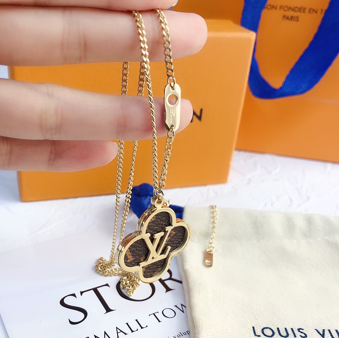 Replica LOUIS VUITTON Necklace