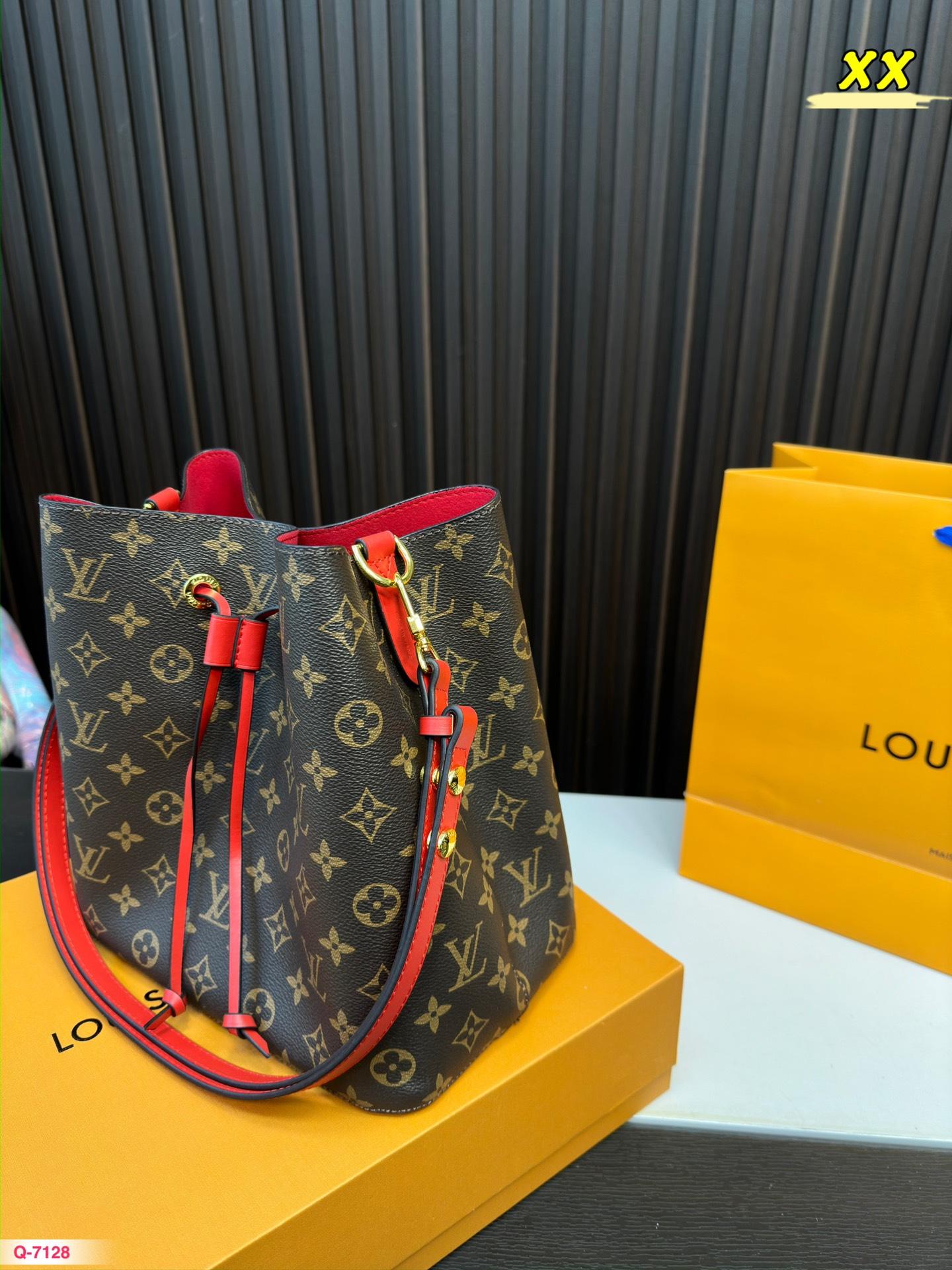 Replica Louis Vuitton Bag 25*25CM