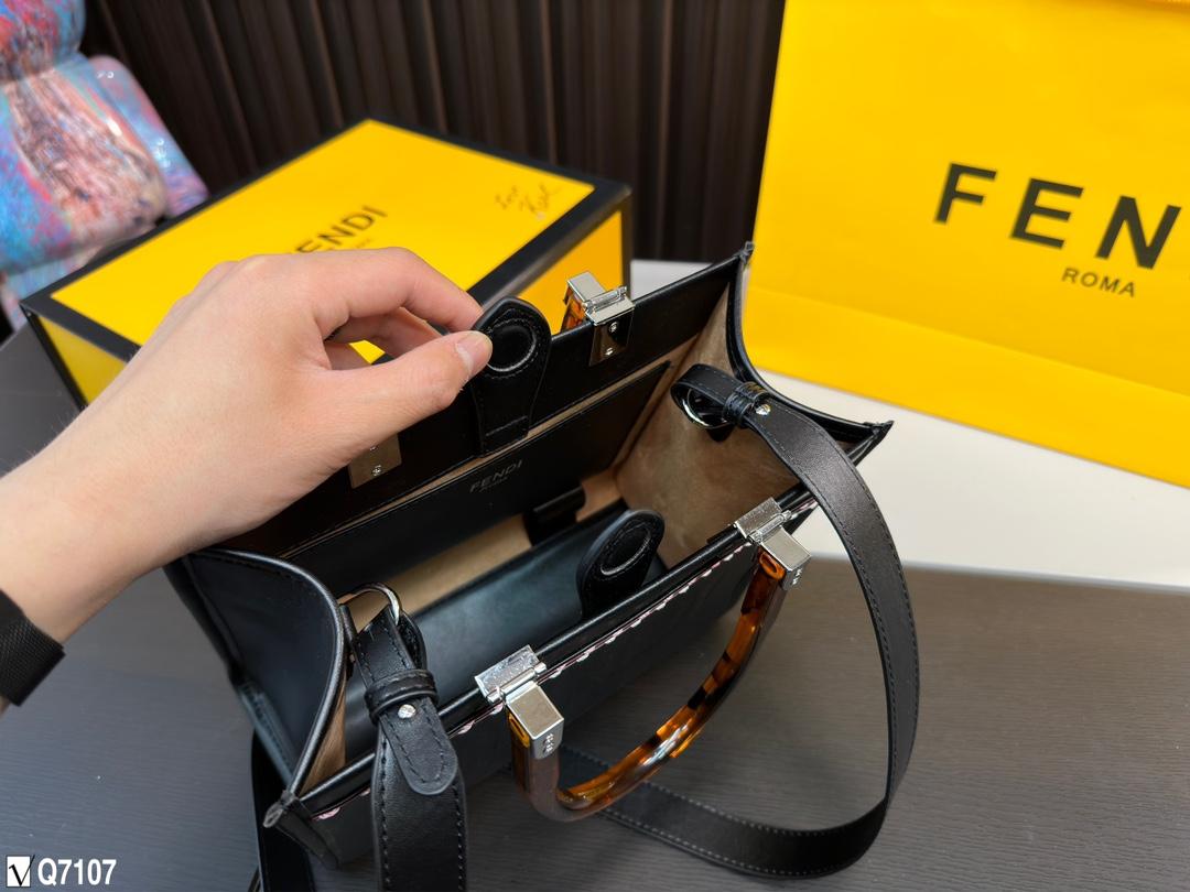 Replica Fendi Bag 25*22CM
