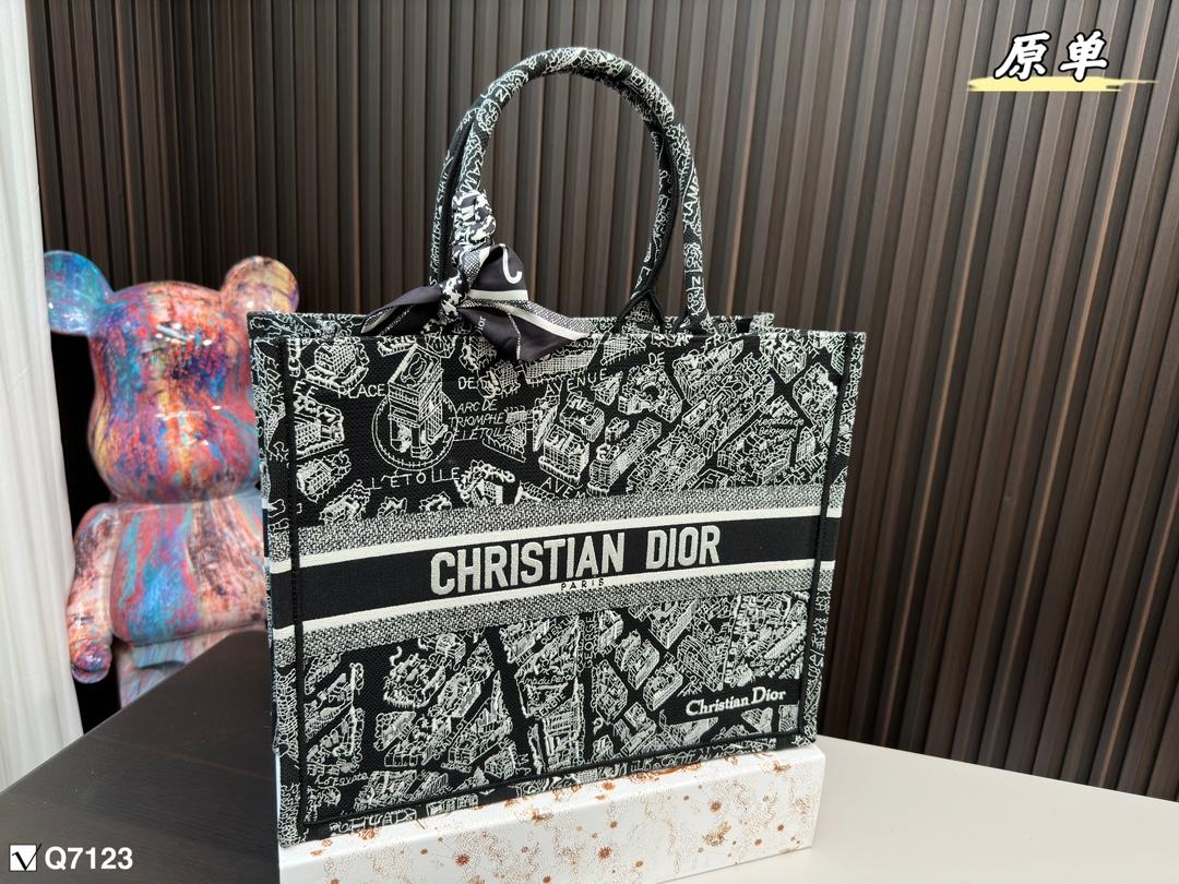 Replica Dior Bag   41*34CM/36*27CM