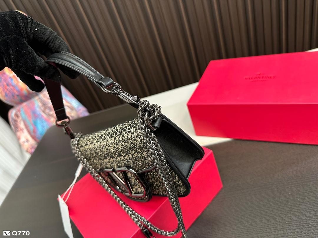 Replica Valentino Bag 20*11CM/27*13CM
