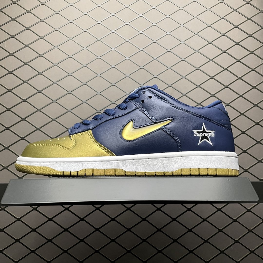 Replica Nike Dunk SB Shoe Supreme X Nike SB Dunk Low CK3480-700 40-45