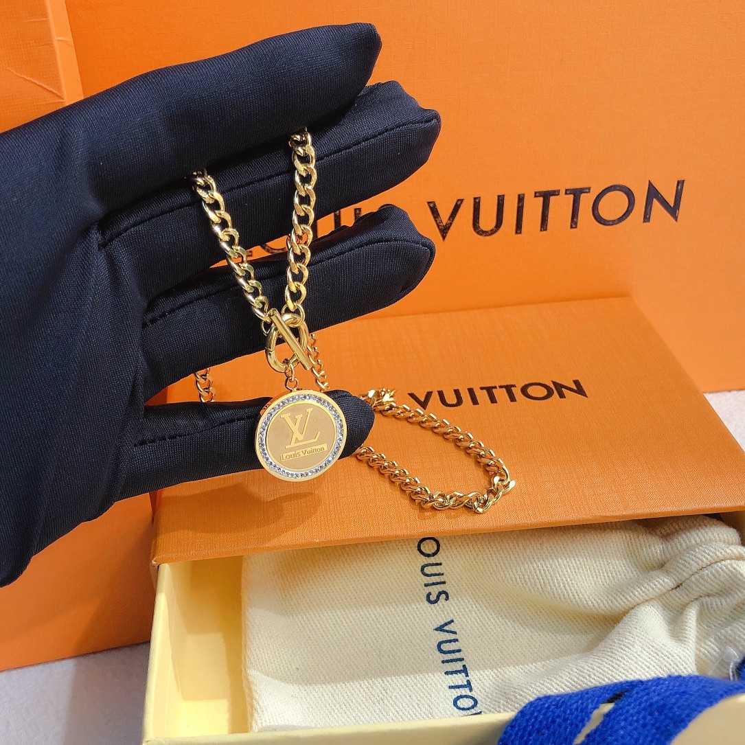 Replica LOUIS VUITTON Necklace