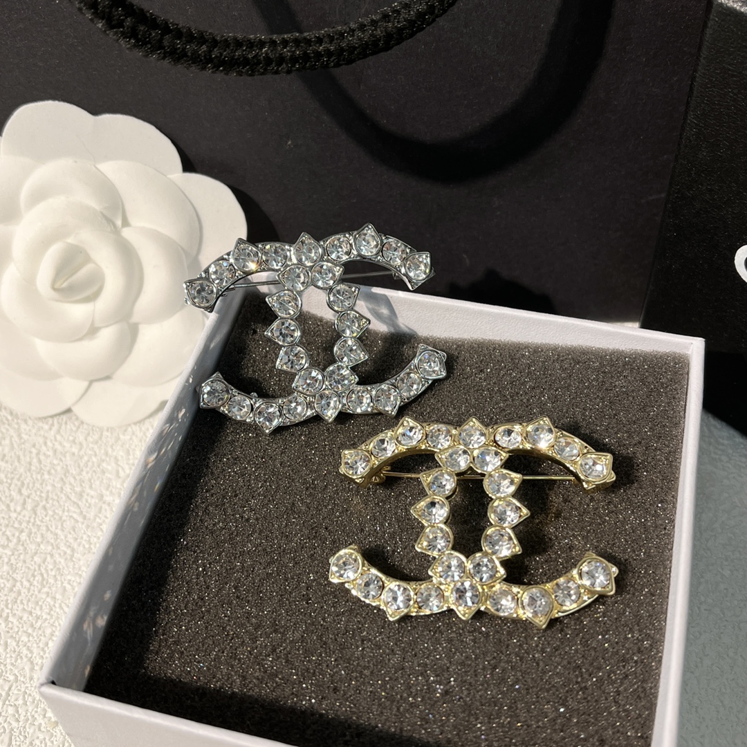 Replica CHANEL Brooch
