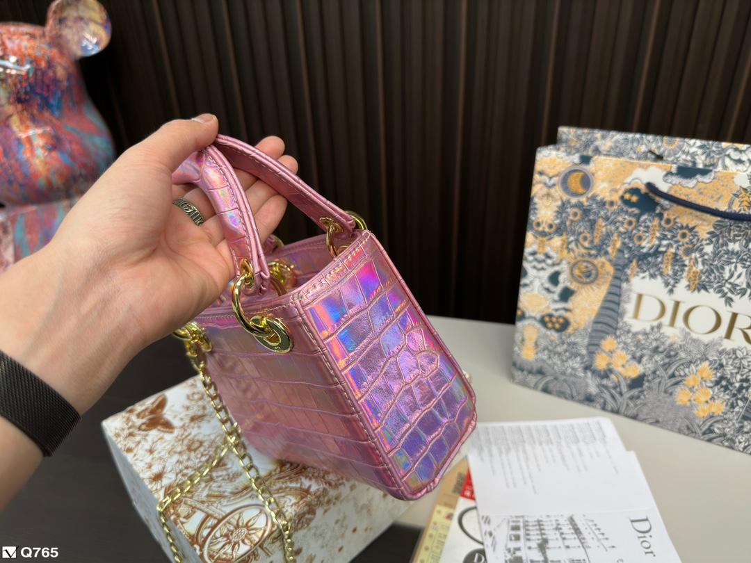 Replica Dior Bag  14*17*7CM