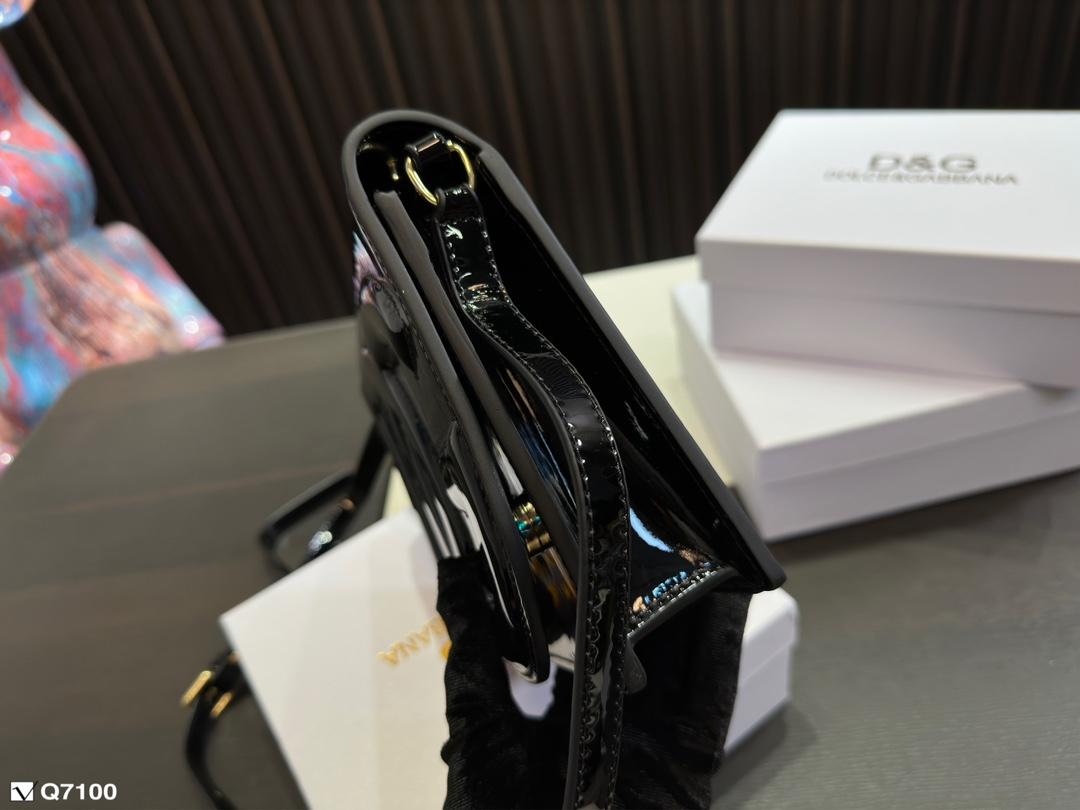 Replica Dolce Gabbana Bag 20*16CM