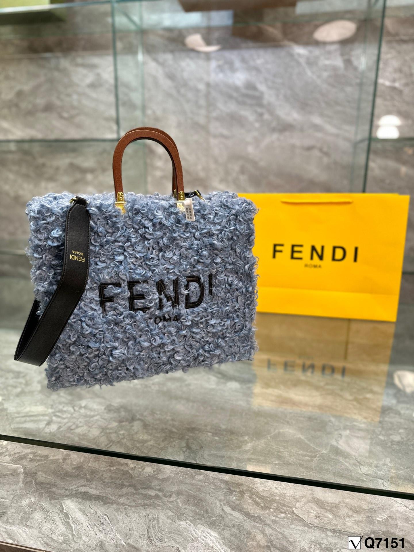 Replica Fendi Bag 35*30CM