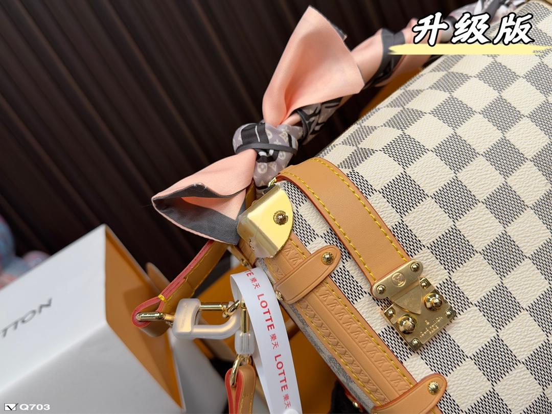 Replica Louis Vuitton Bag 23*16CM