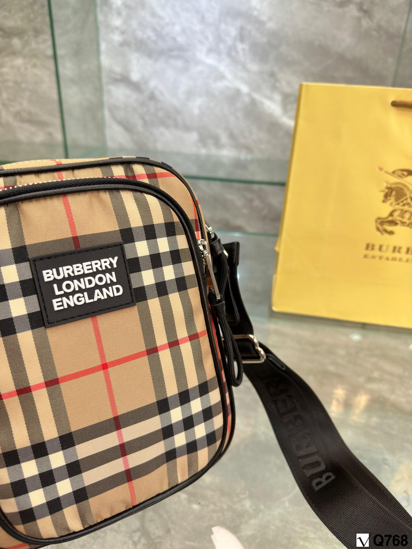 Replica Burberry Bag 18*23CM