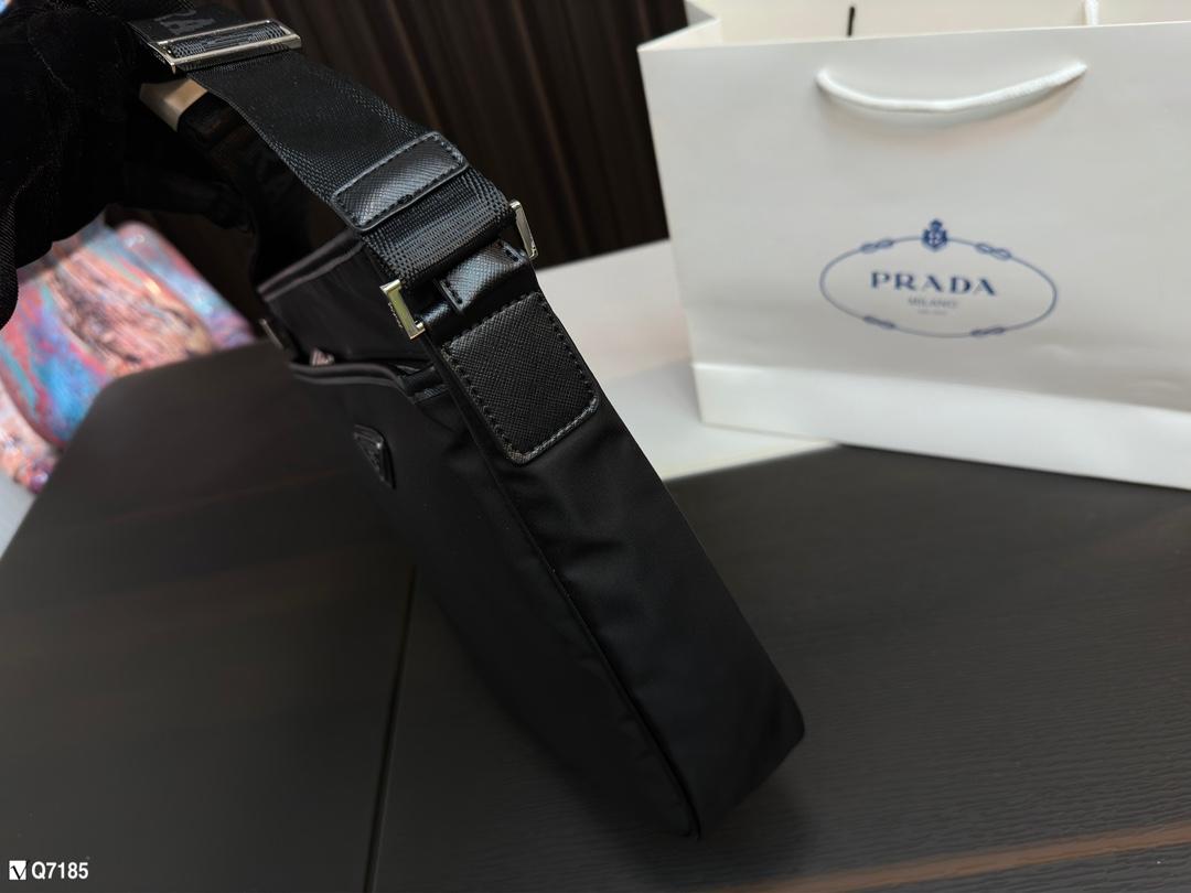 Replica Prada Bag 26*26CM