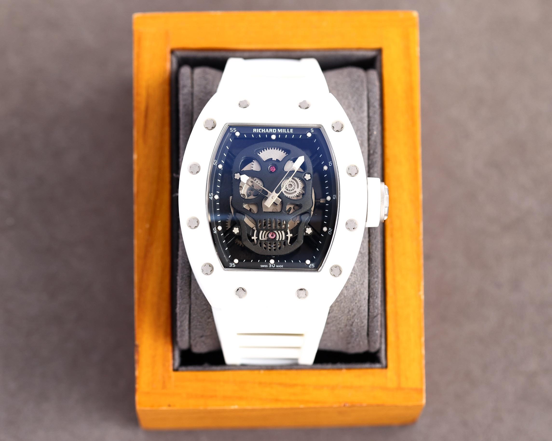 Replica Richard Mille Ceramics Shell Automatic Machine Watch 42MM