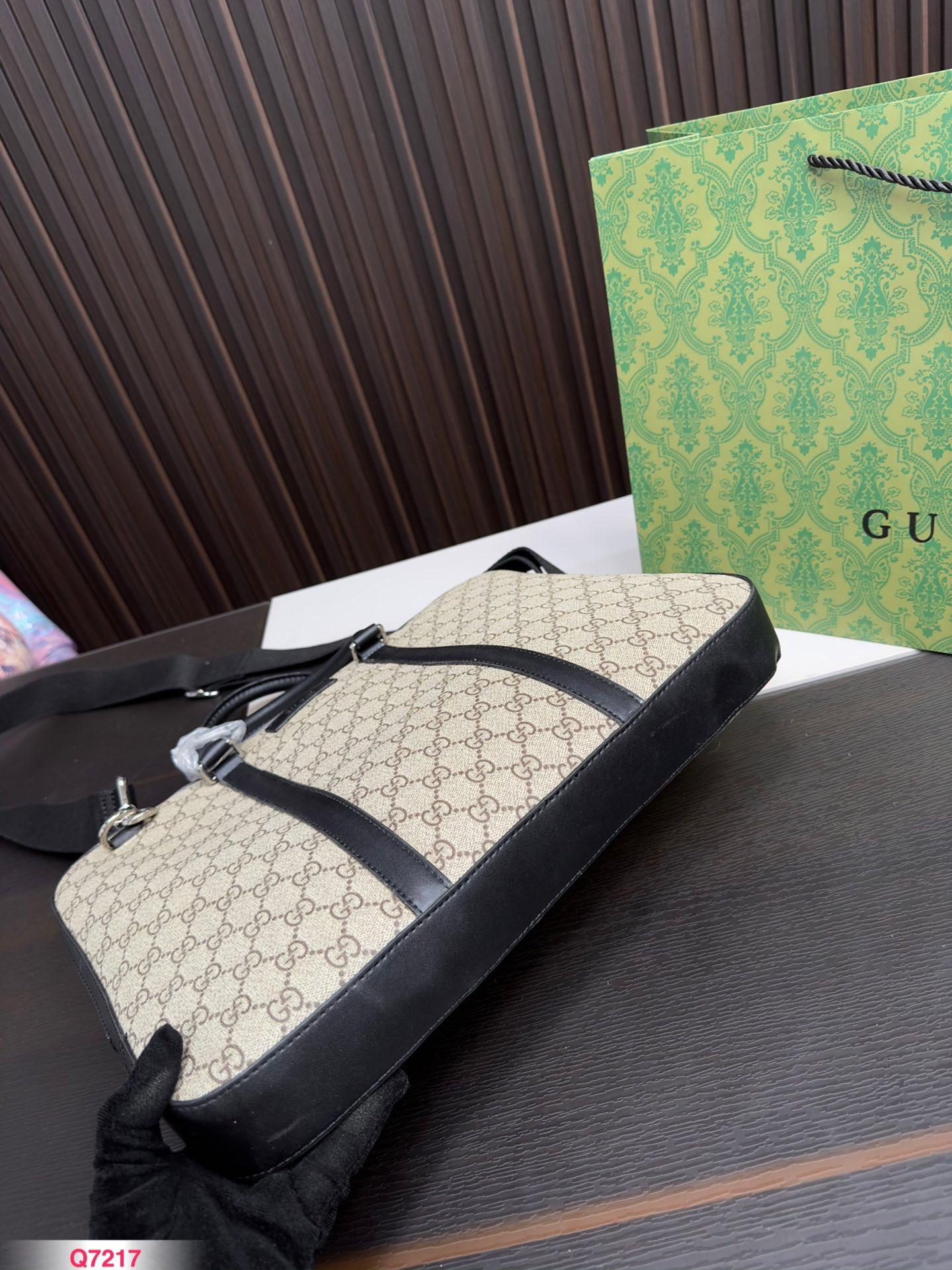 Replica Gucci Bag 38*28CM