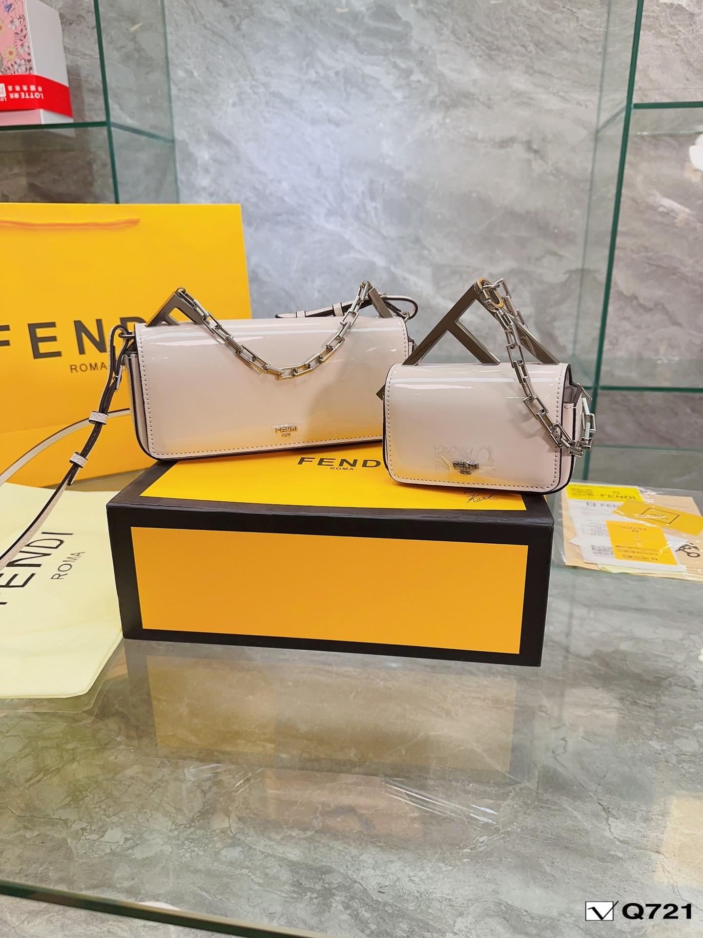 Replica Fendi Bag 15CM/23CM