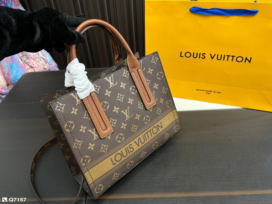Replica Louis Vuitton Bag 27*22CM