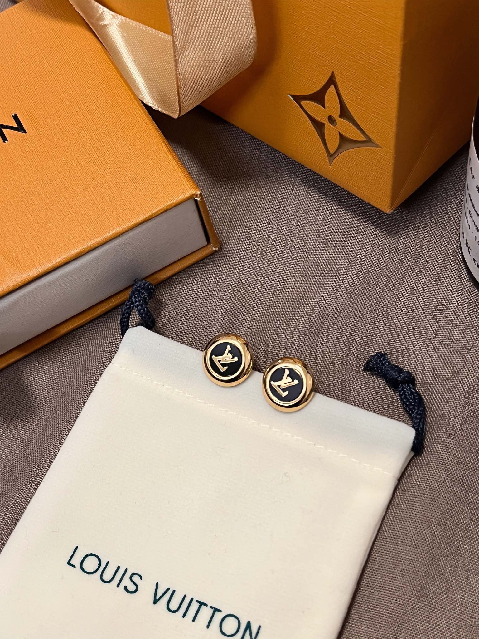 Replica LOUIS VUITTON Earring
