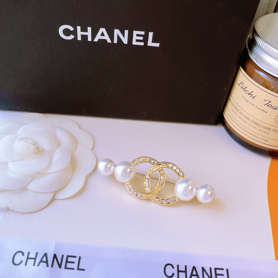 Replica CHANEL Brooch