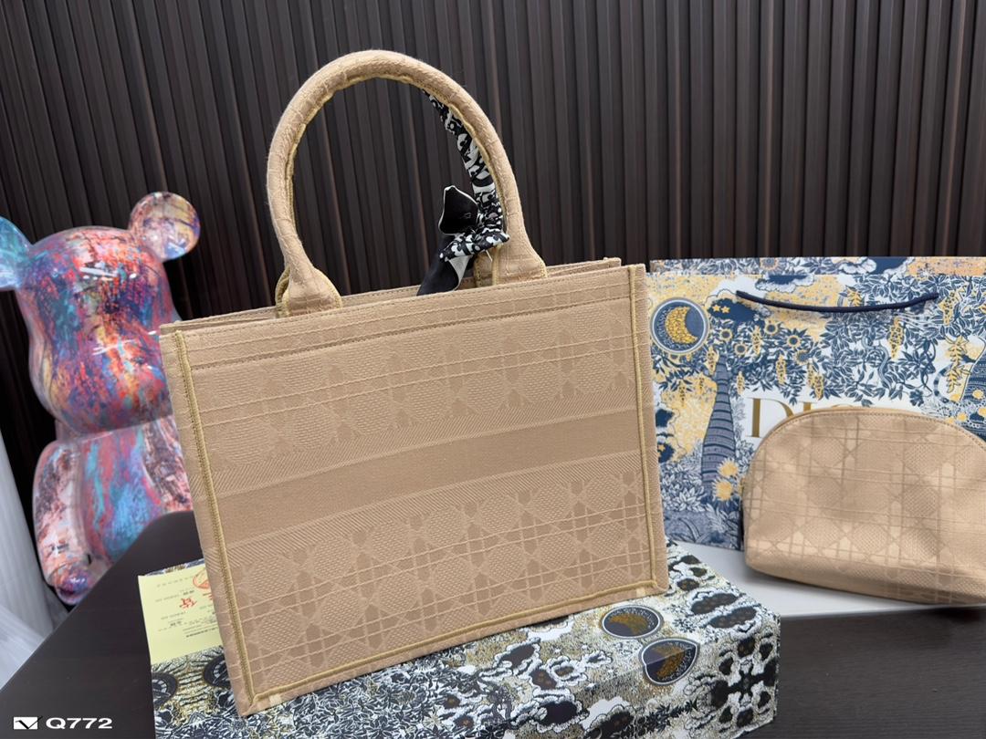 Replica Dior Bag 33*26CM