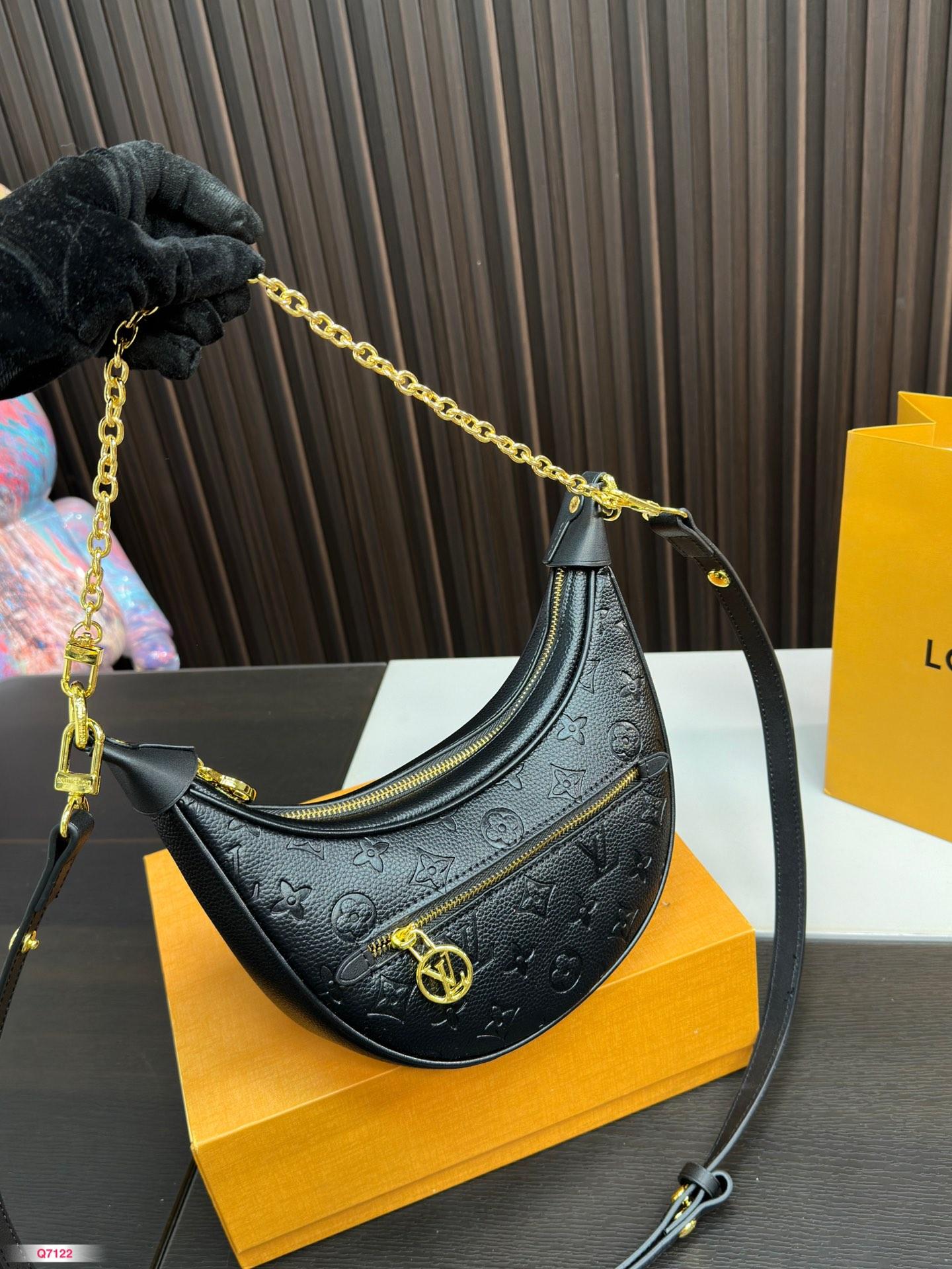 Replica Louis Vuitton Bag 12*22CM