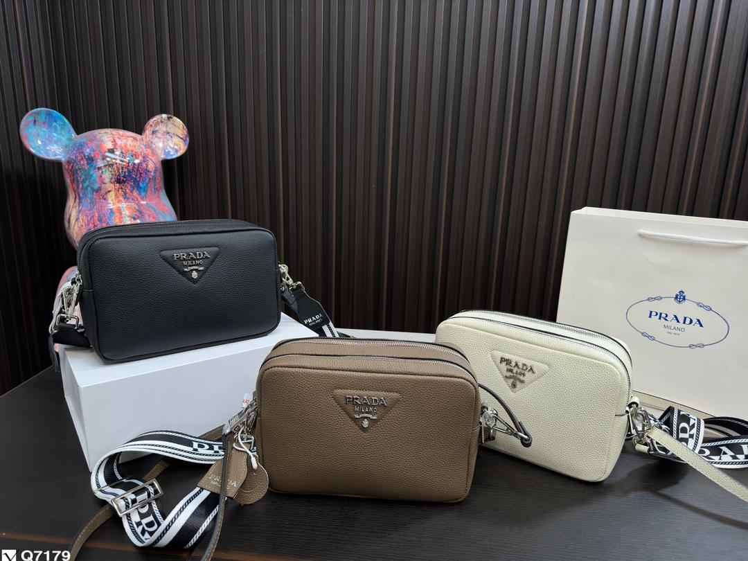 Replica Prada Bag 14*22CM