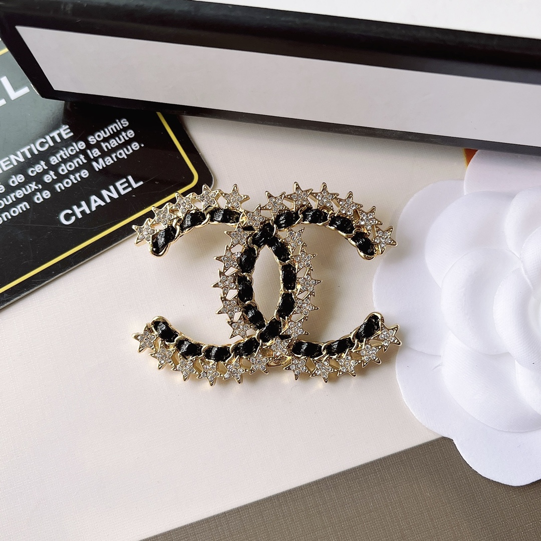 Replica CHANEL Brooch