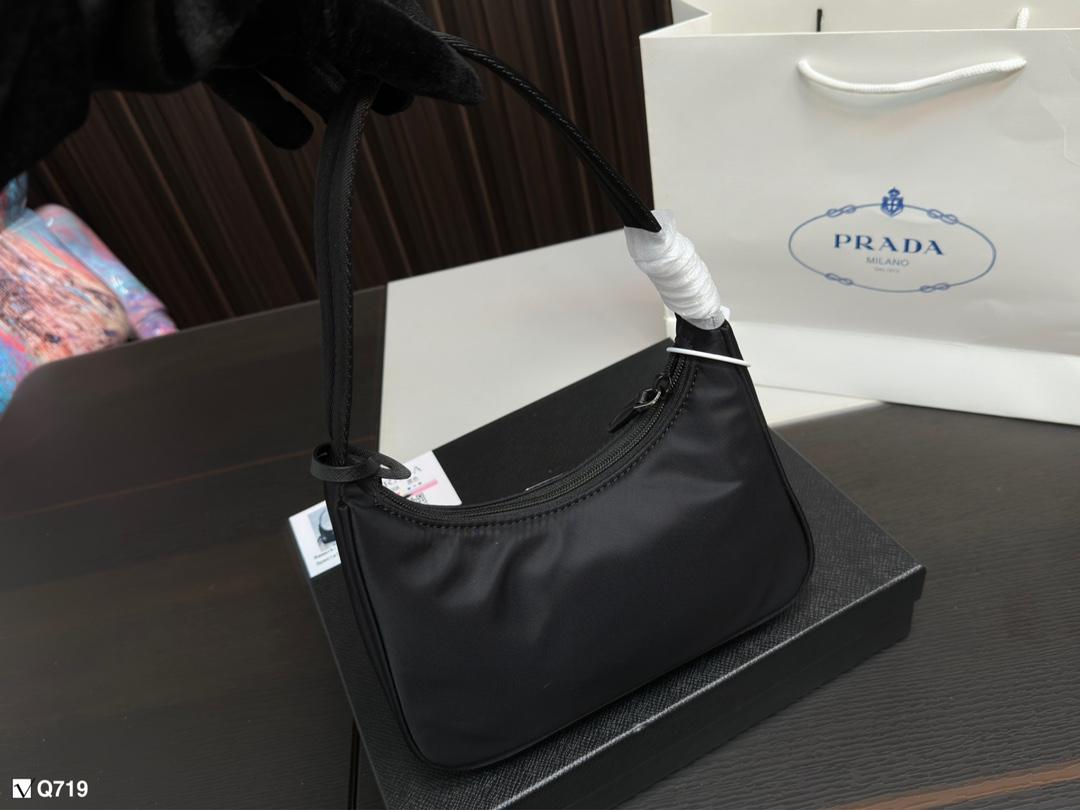 Replica Prada Bag 22*11CM