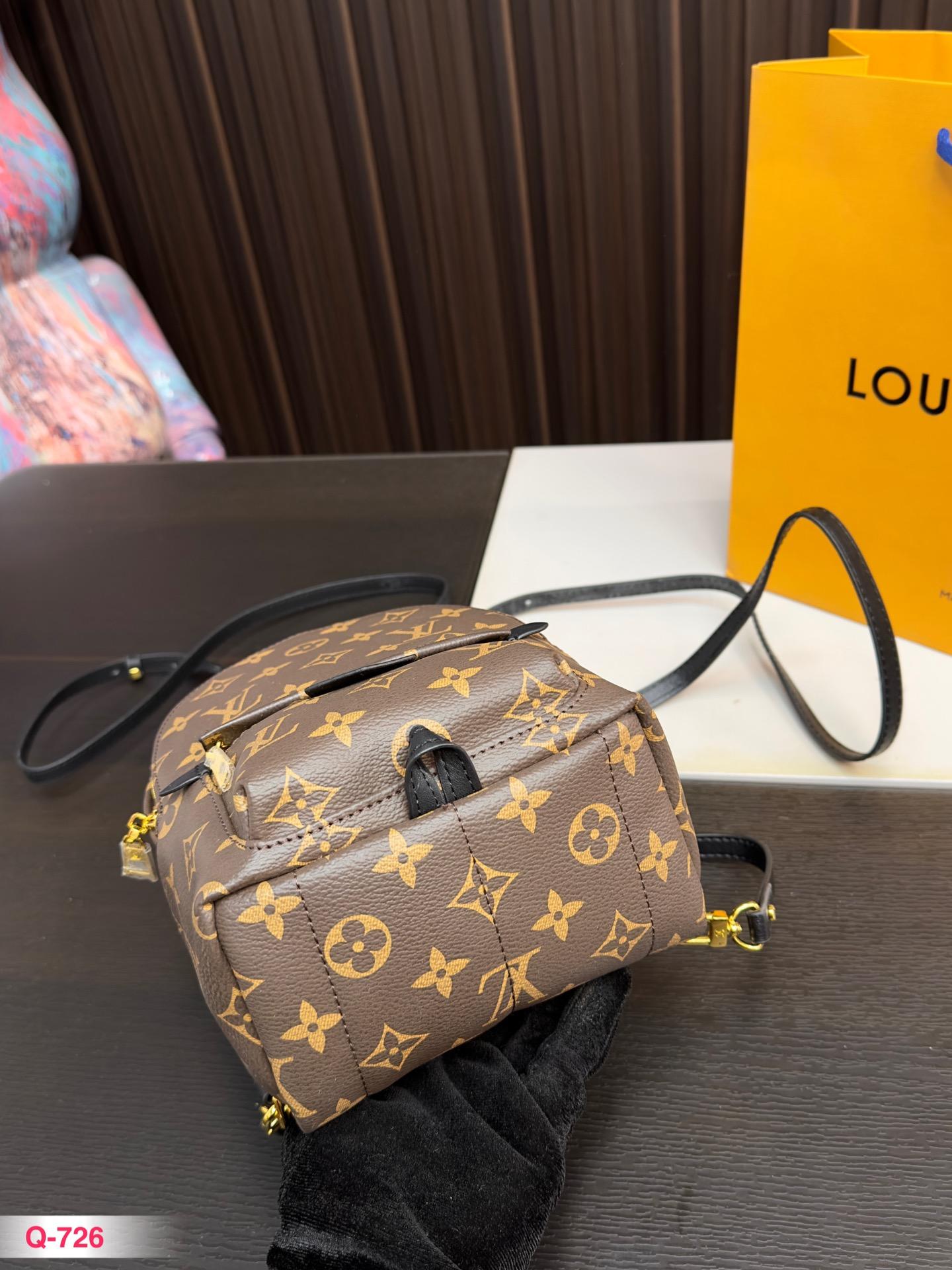 Replica Louis Vuitton Bag 22*15*8CM